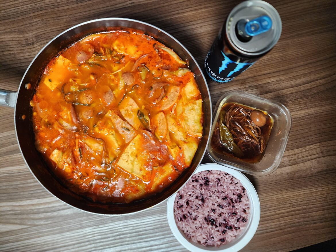 I made Budaejjigae and soy braised beef!! Perfect for a cold and rainy night!