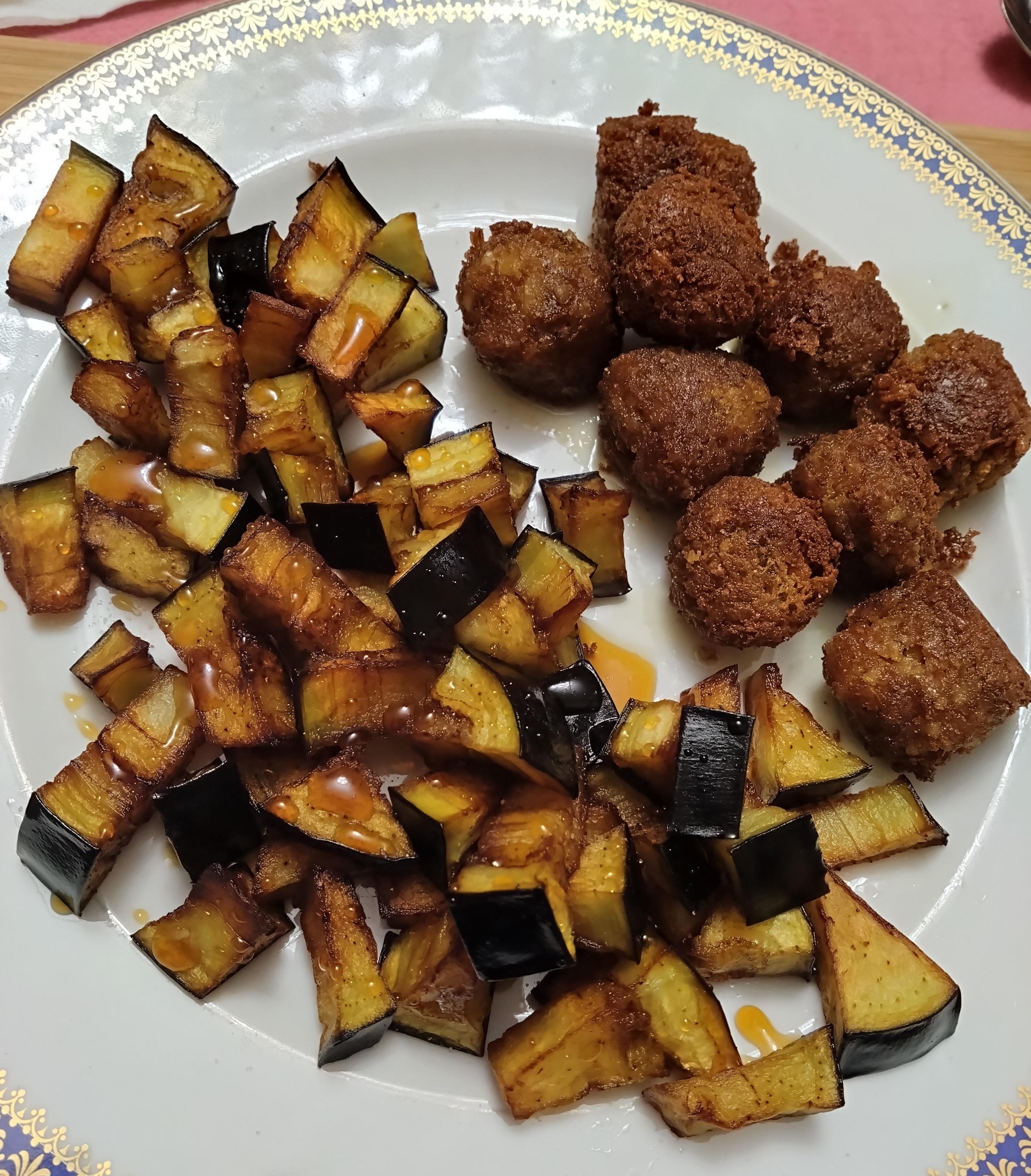 Fried eggplant with honey and vegetal meatballs Dining and Cooking