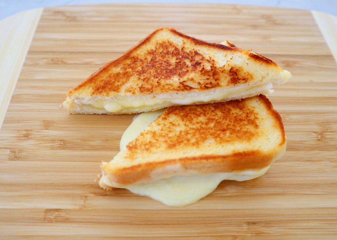 Ultimate Grilled Cheese Sandwich