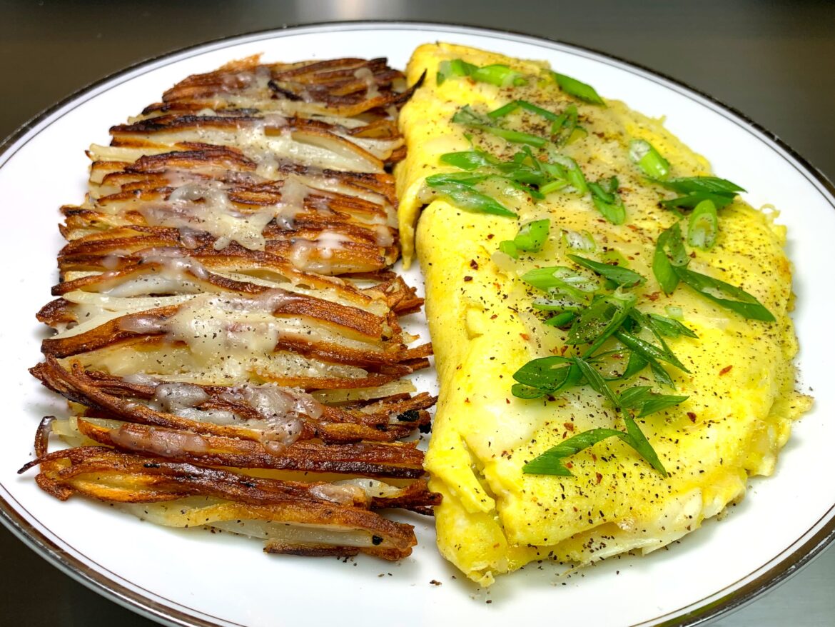 Ham and Cheese Omelette with String Style Hash Browns