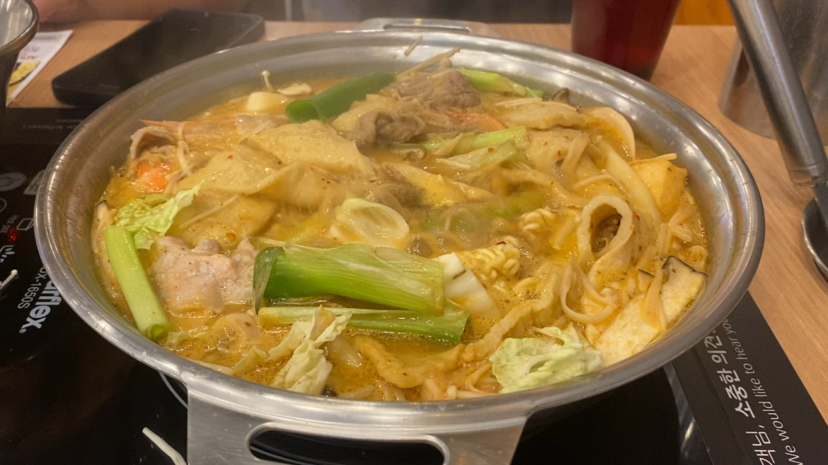 First time trying Dookki in the Philippines