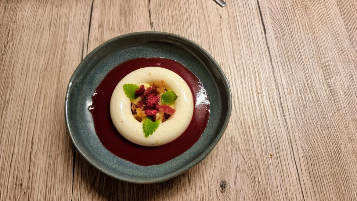 Raspberry Joghurt Dessert