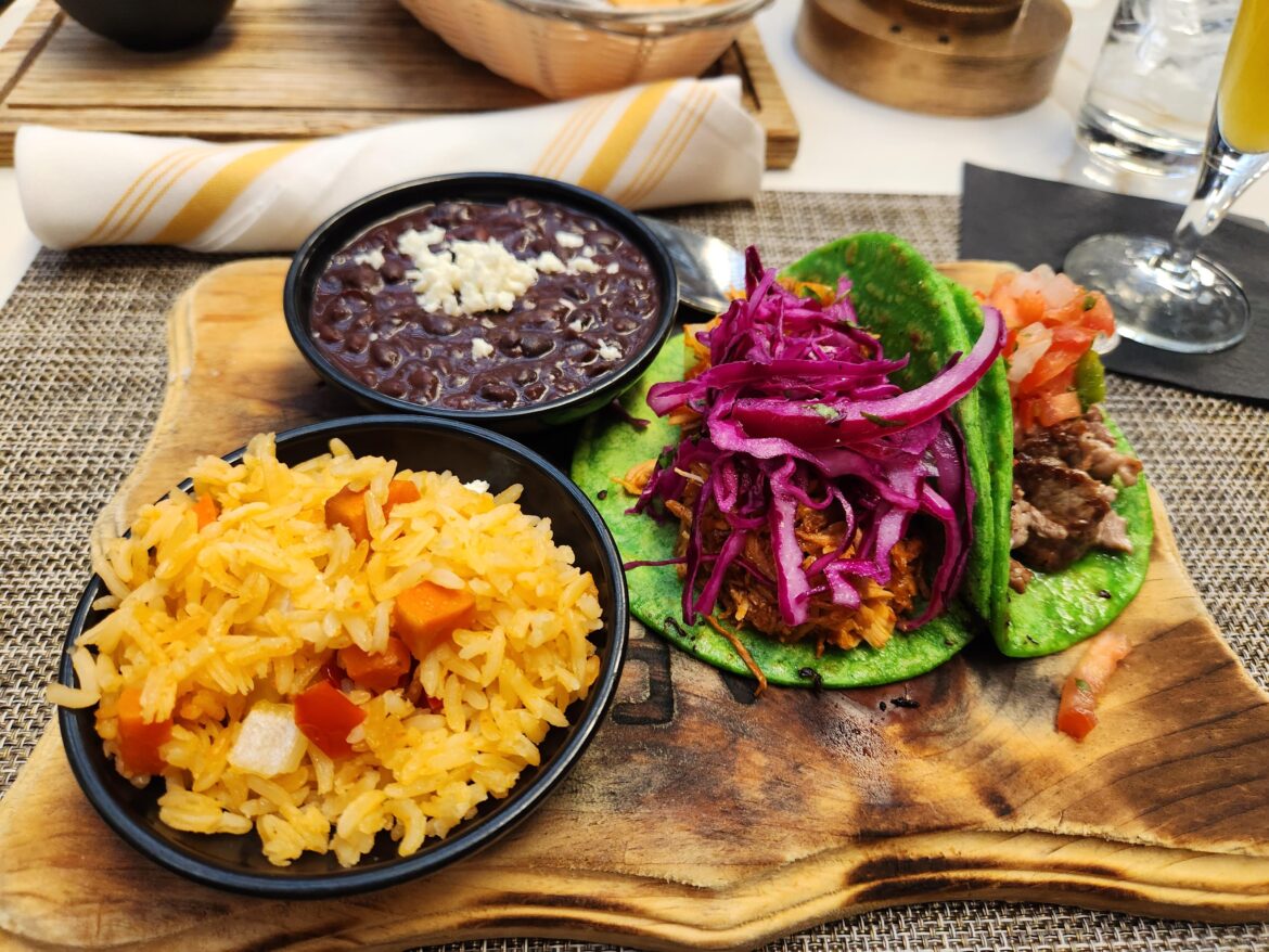 Food was delightful, but it's tacos... such a mess!