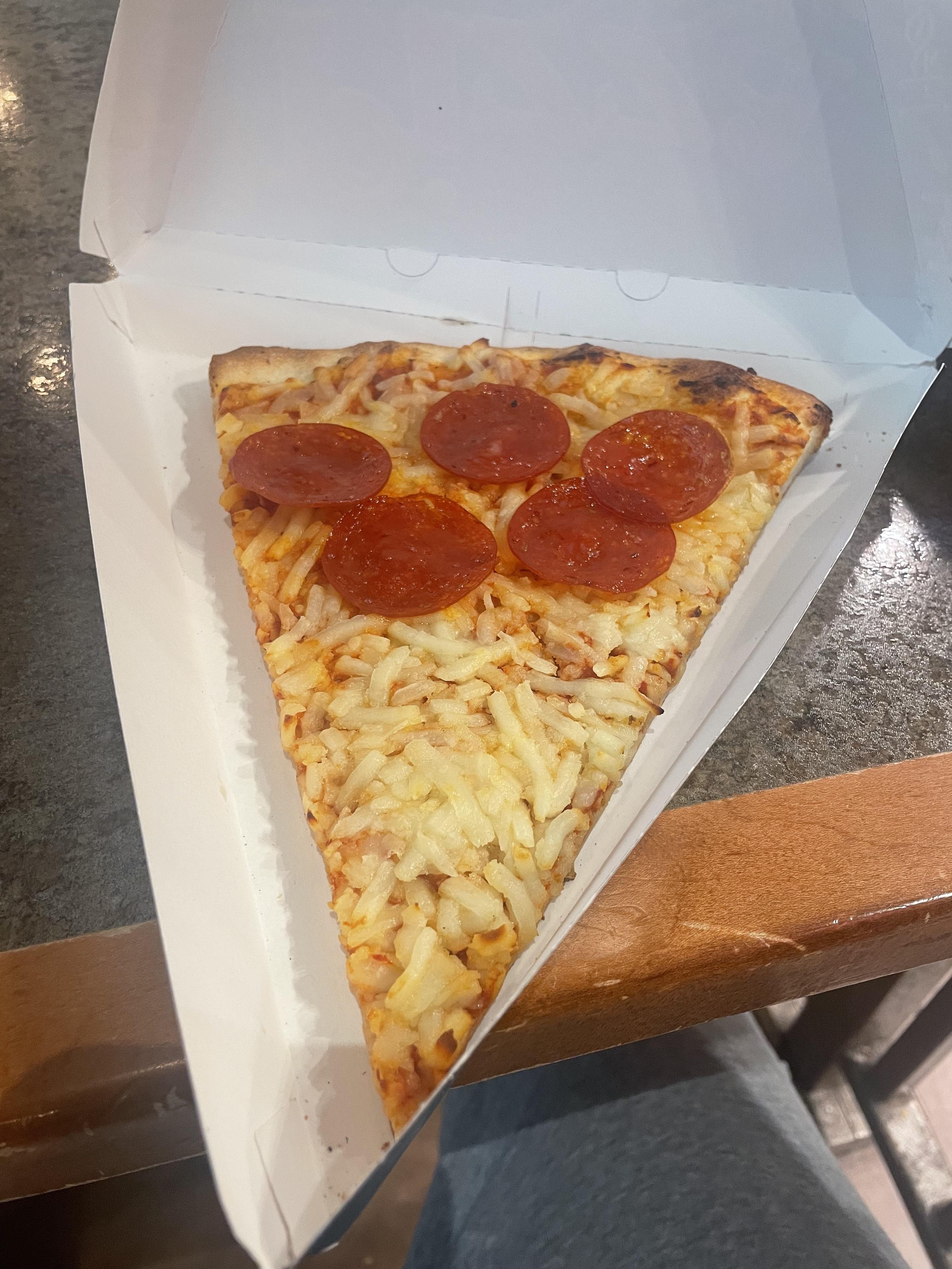 Airport pizza Dining and Cooking