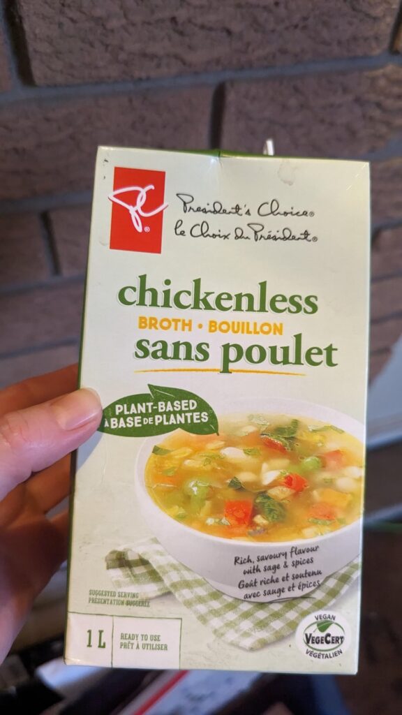 Vegetarian "chicken" shepherds pie