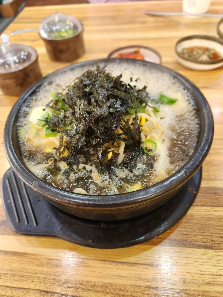 One of the most underrated, or rather less talked about Korean Gukbap, Dried Pollak Bean Sprout Soup(황태콩나물국밥)