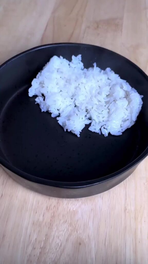 Sticky Sriracha Tofu Bowl