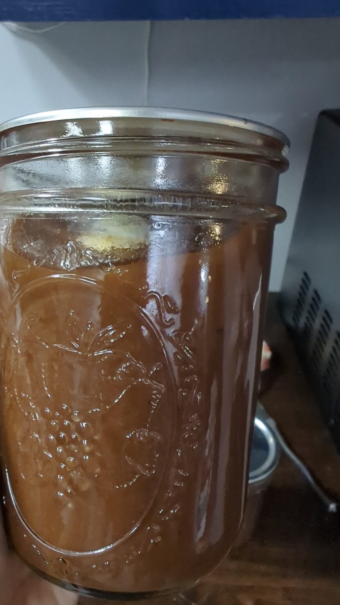 Apple butter mold in 10 days. Good seal.