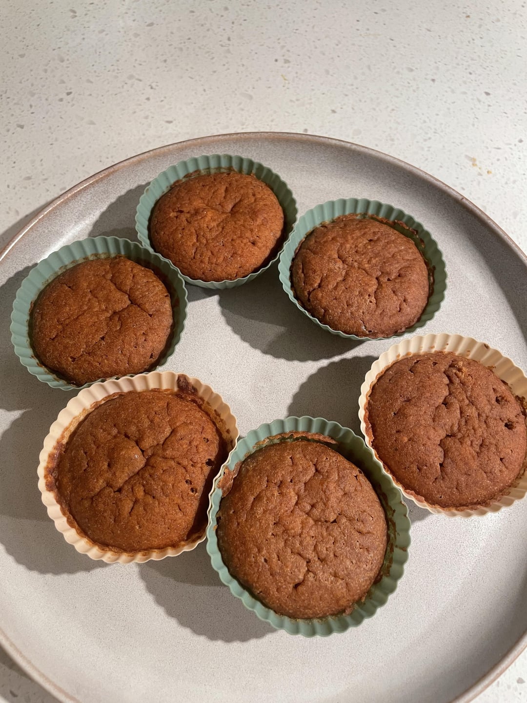 6 cinnamon vanilla muffins for 126 calories or 21 calories each