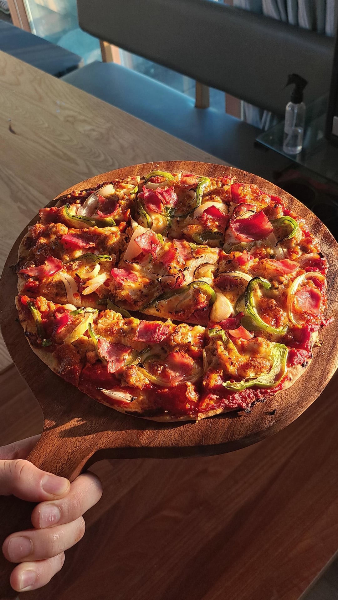 [Homemade] St. Louis style Pizza Dining and Cooking