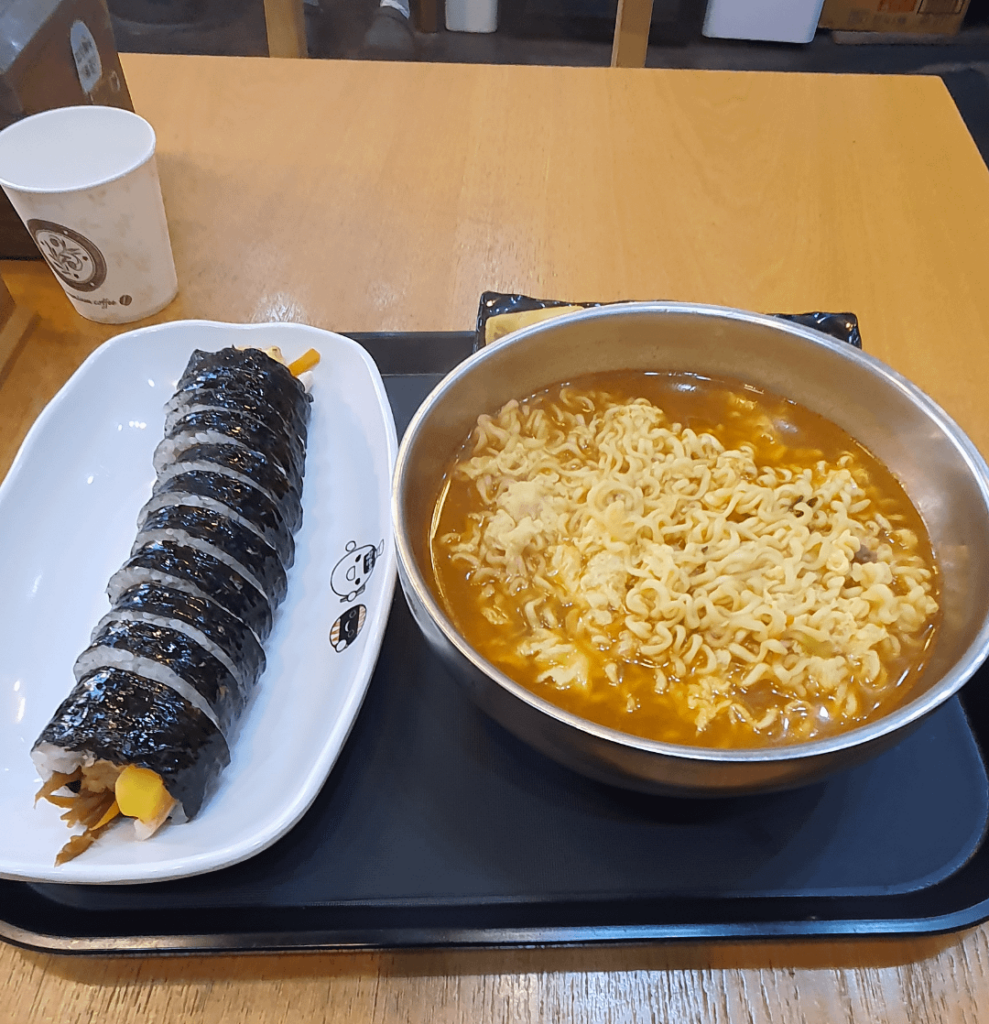 What's your favorite Korean food combination? Mine is Gimbap+Ramen