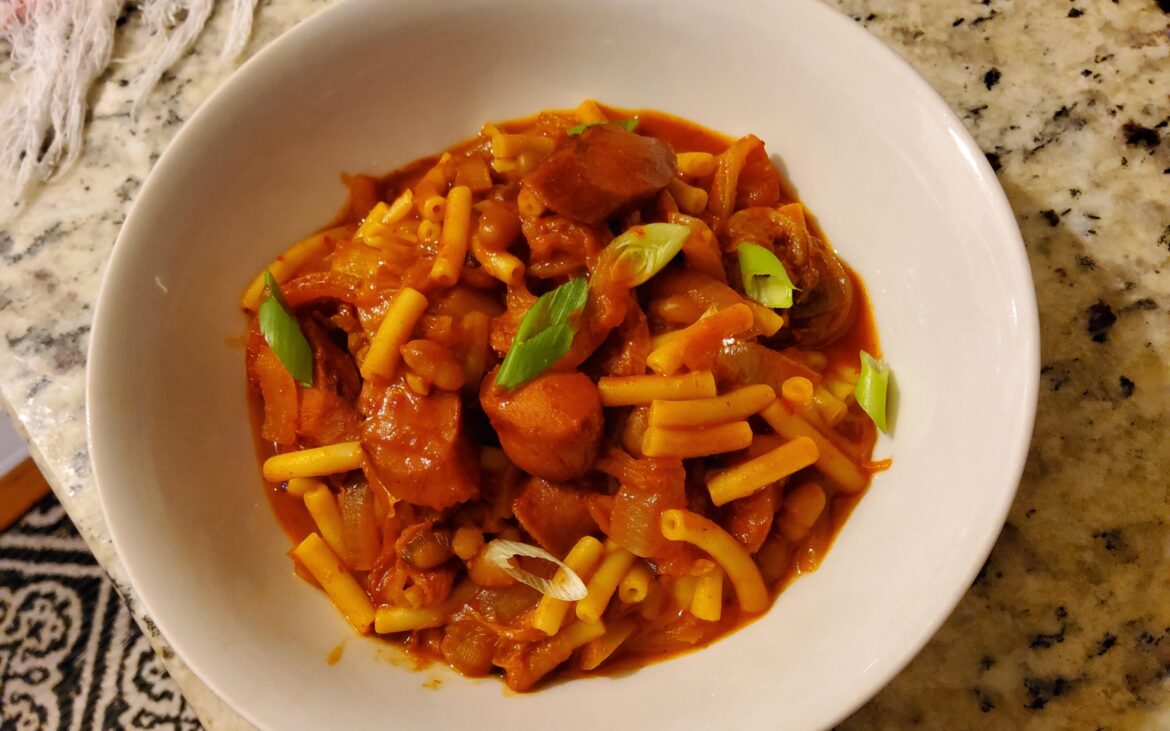 I had leftover Kraft macaroni cheese and one hotdog to make Korean Army stew with kimchi and small can of Bush's baked beans with bacon.