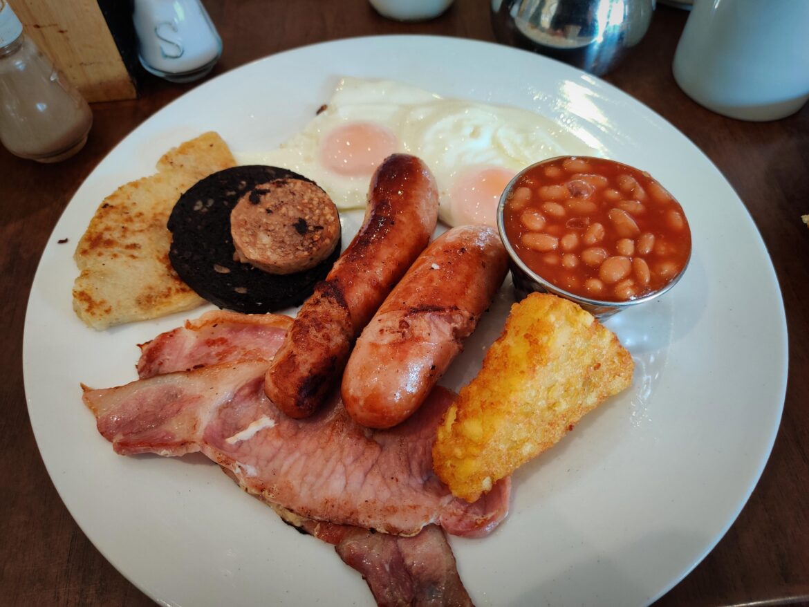 Full Irish breakfast from a little Irish cafe in Coventry, first fryup in months