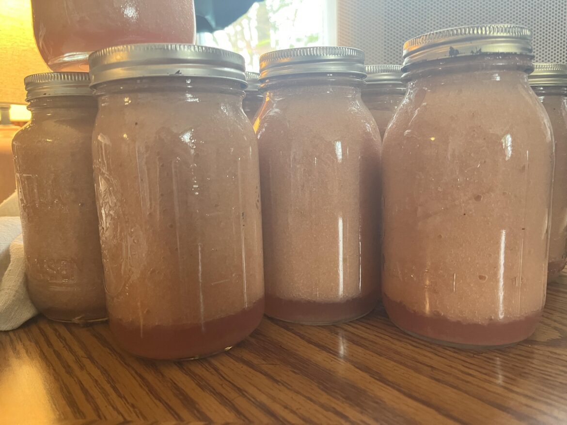 Why is all my applesauce doing this? Why is all my applesauce doing this?