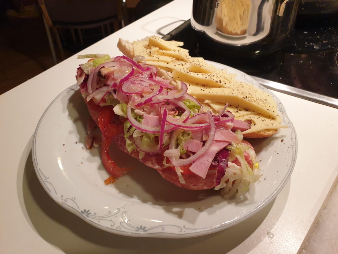 the pickled red onions make all the difference!