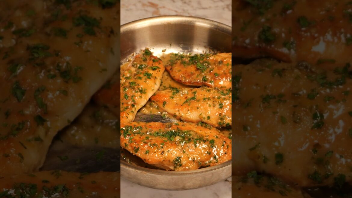 Lemony Chicken Piccata #shorts #italian #dinnerideas #fyp #tasty