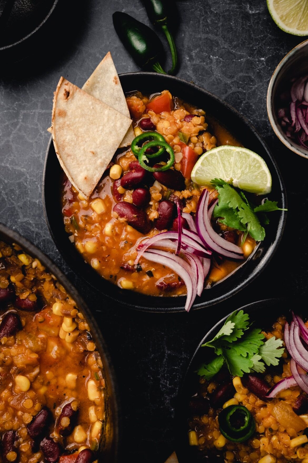 Best Vegan Chili Recipe (Easy One Pot Chili Recipe) - Raepublic