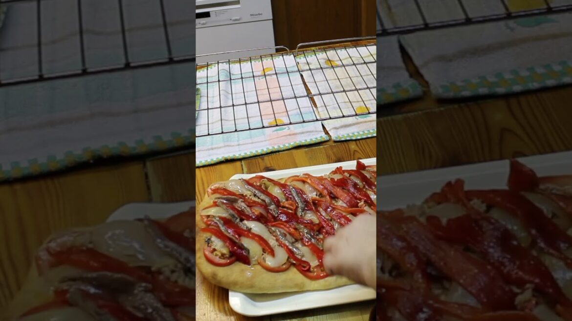 Mediterranean's Coca Bread - VIII Put the ingredients!!!