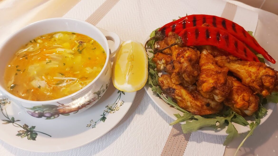 Chicken soup and Fried Chicken Wings اجنحة دجاج بتتبيله خرافيه مع شوربة الدجاج التركية  لذيذة وصحية Chicken soup and Fried Chicken Wings اجنحة دجاج بتتبيله خرافيه مع شوربة الدجاج التركية  لذيذة وصحية