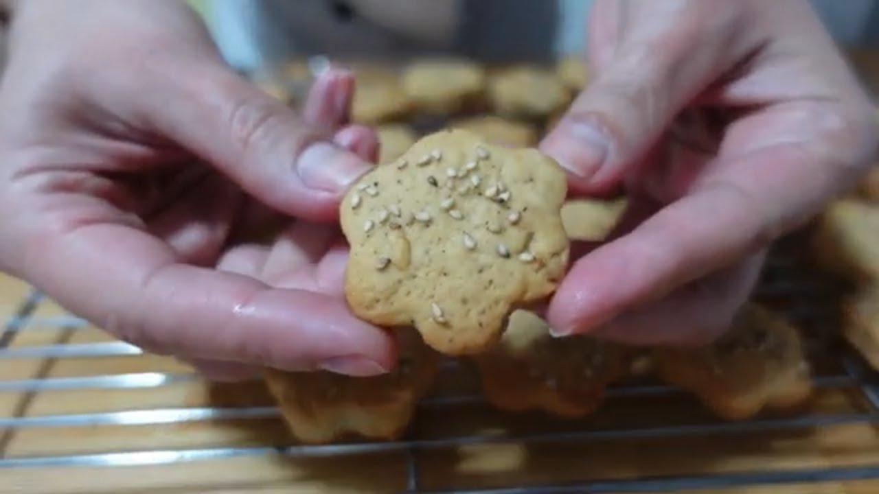 Vegan Cinnamon cookies recipe, made in 5 minutes GreekCuisine