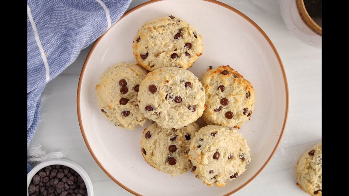 Almond Flour Banana Cookies (3-Ingredient, Vegan, Gluten-Free) Almond Flour Banana Cookies (3-Ingredient, Vegan, Gluten-Free)