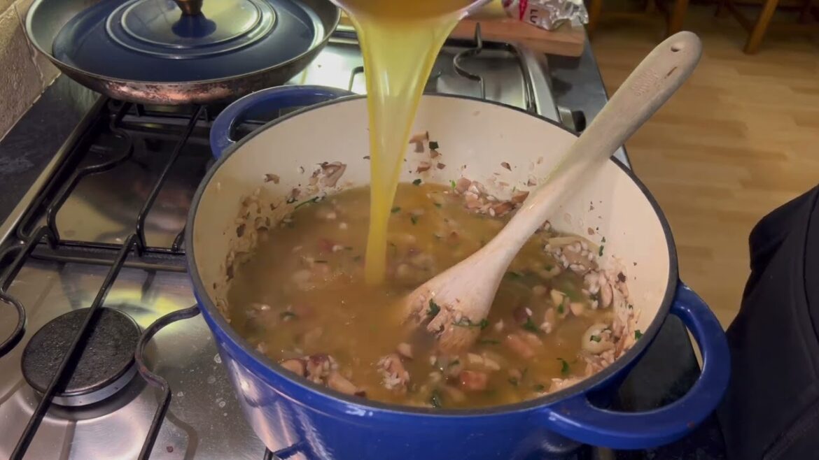 Chicken and mushroom risotto! Easy quick recipe!