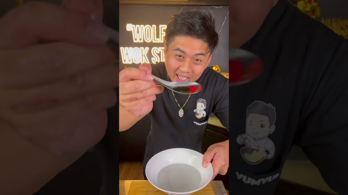 SWEET AND SOUR CHICKEN EXACTLY LIKE TAKEOUT #SHORTS #WOK #TAKEOUT