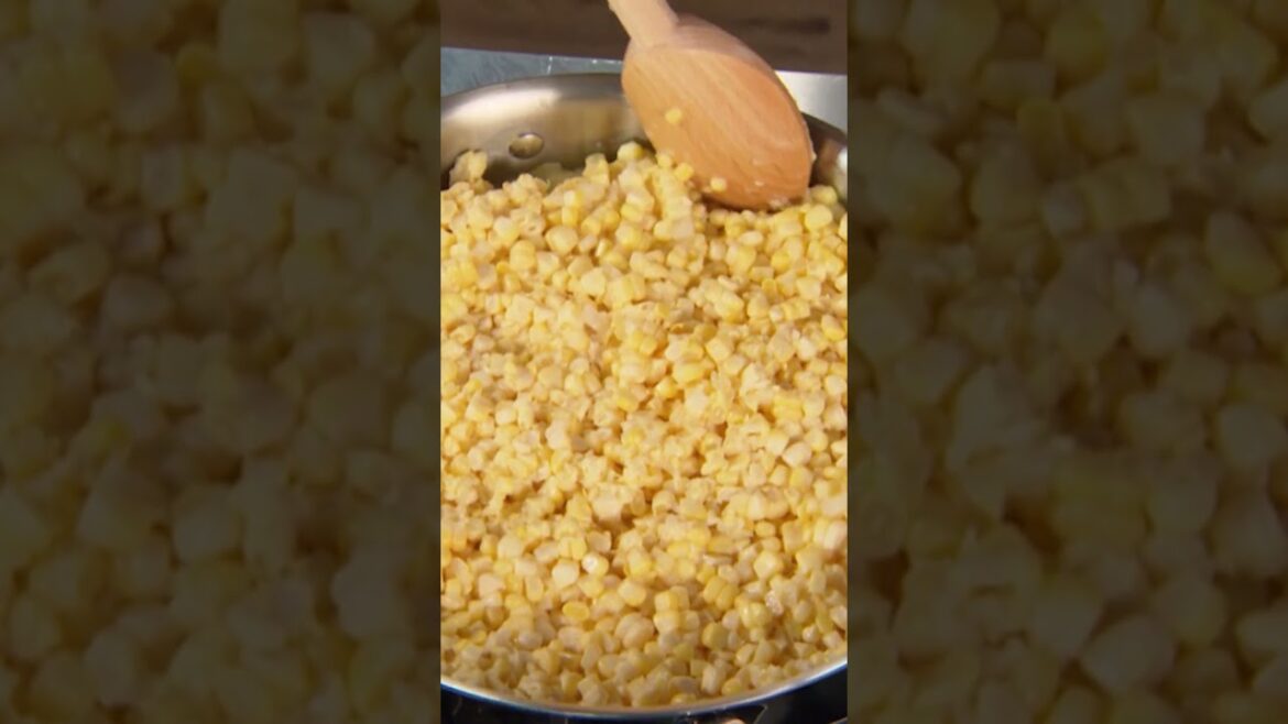 How to Make Martha Stewart's Classic Creamed Corn #shorts