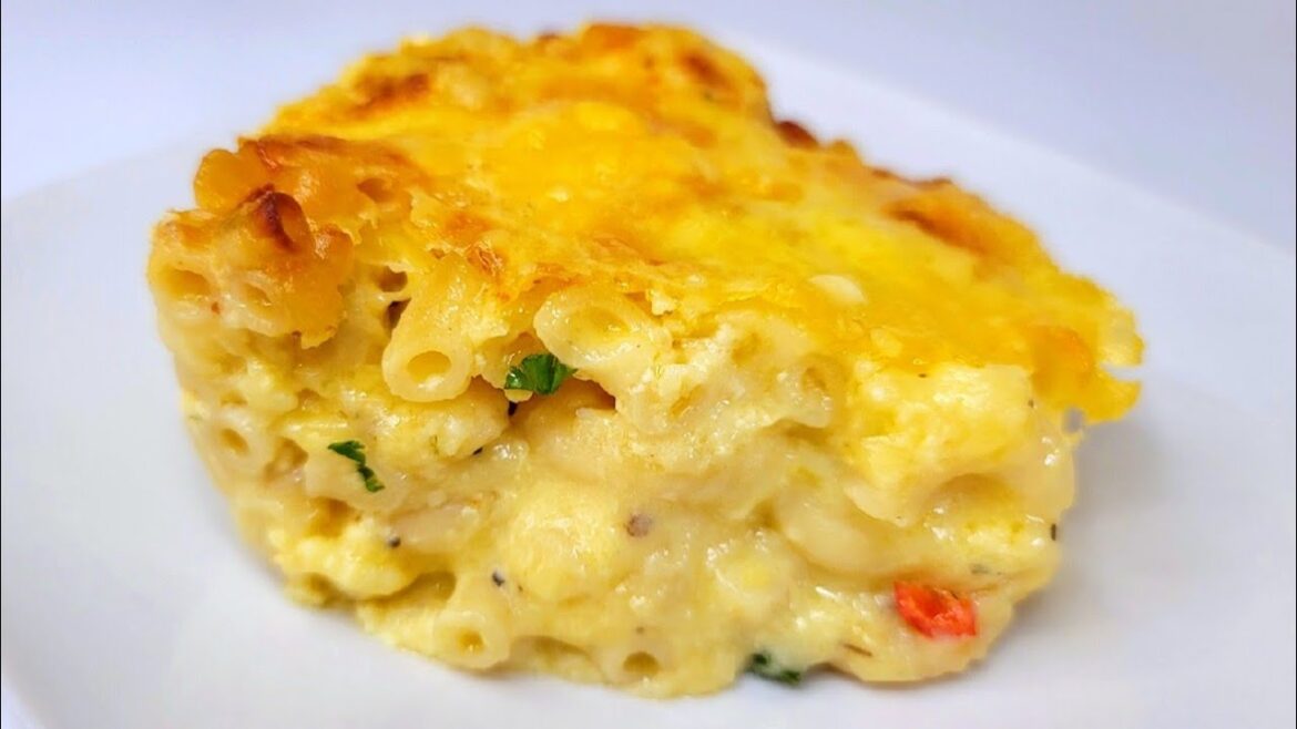 Guyanese macaroni & cheese/macaroni pie/ caribbean Mac & cheese | recipe