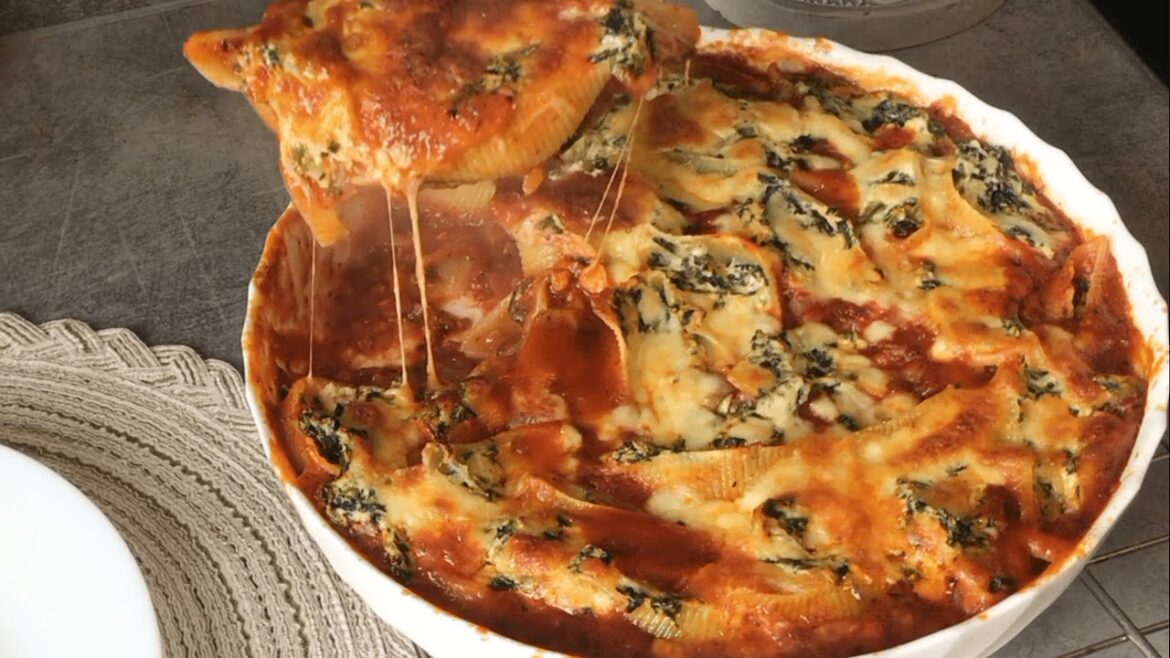Cheesy stuffed shells recipe Cheesy stuffed shells recipe