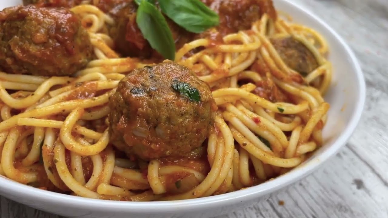 Spaghetti And Meatballs In Marinara Sauce Recipe • How To Make