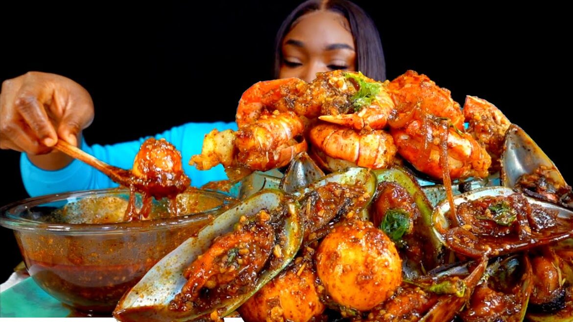 10 2X SPICY CAJUN MEGA PRAWNS MUKBANG | GREEN LIPPED MUSSELS MUKBANG | Seafood | Mukbang 10 2X SPICY CAJUN MEGA PRAWNS MUKBANG | GREEN LIPPED MUSSELS MUKBANG | Seafood | Mukbang