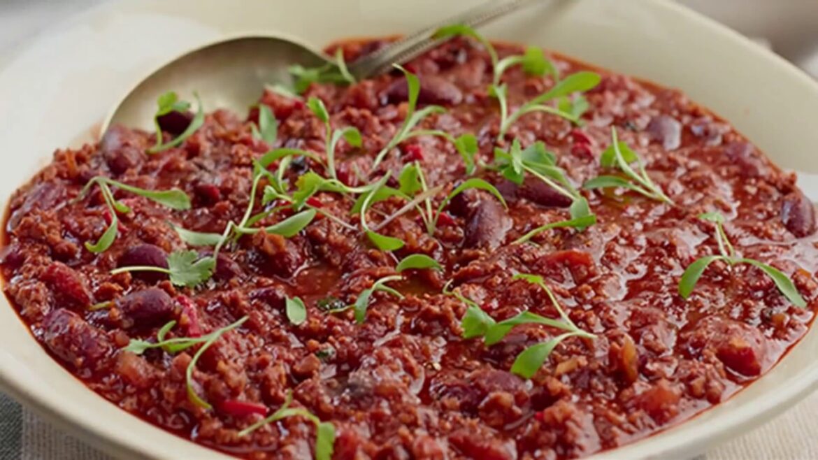 Marco Pierre White recipe for Chilli Con Carne Marco Pierre White recipe for Chilli Con Carne