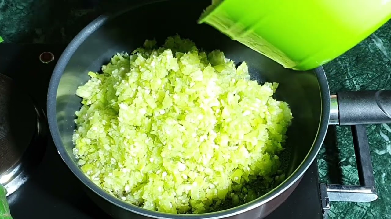 Easy Homemade Harissa | Spicy Harissa Recipe: The North African Flavor