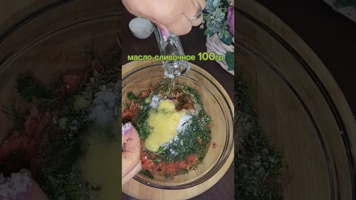 турецкие голубцы из салата айсберг и фарш с булгуром#рекфаршбулгур#foodсалатайсберг#shortsголубцы