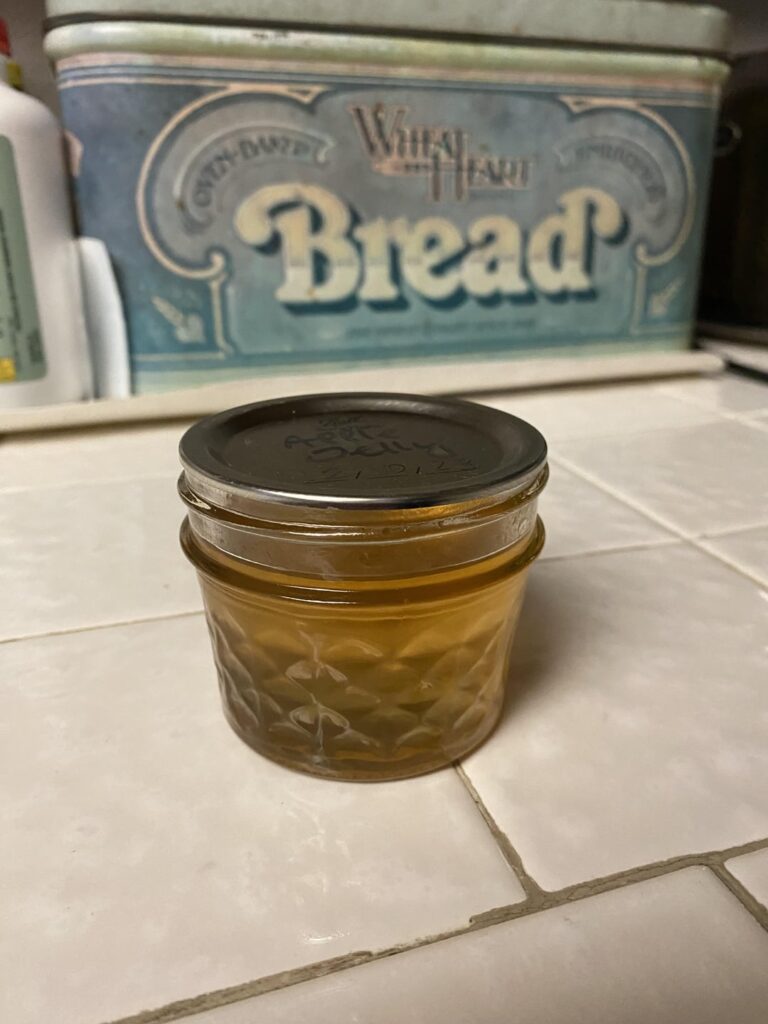 Is this apple jelly safe to eat? Is this apple jelly safe to eat?