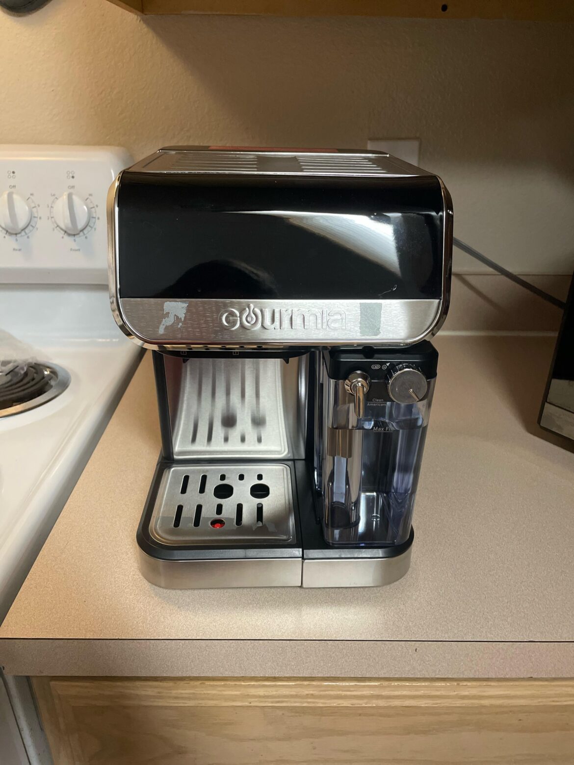 Gourmia 15 Bar Espresso machine wont clean?