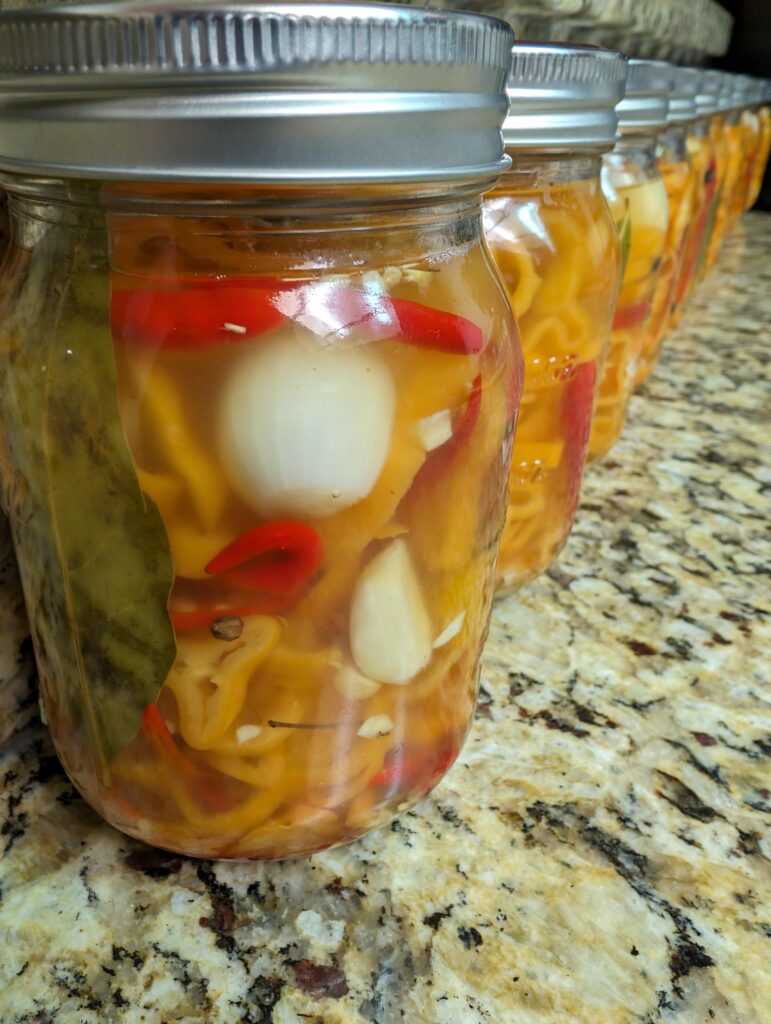 Tiss the season to gift love.