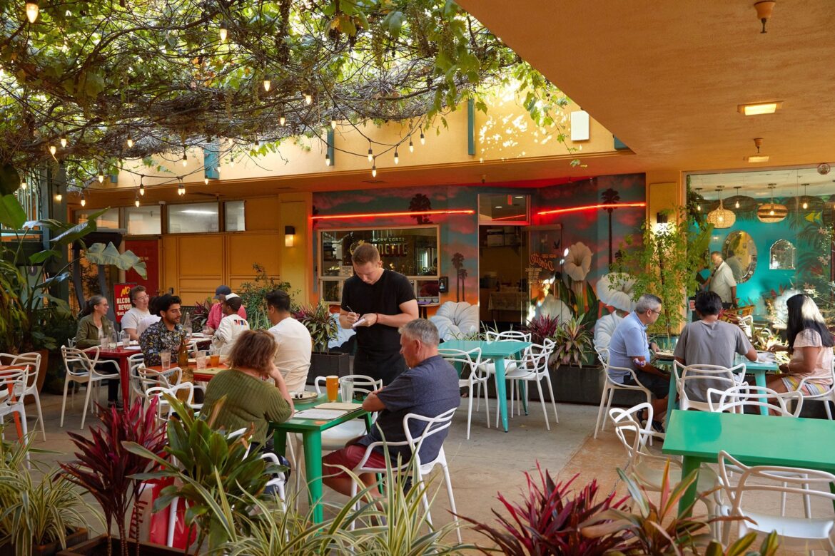 'A mass exodus': Why so many LA restaurants are closing