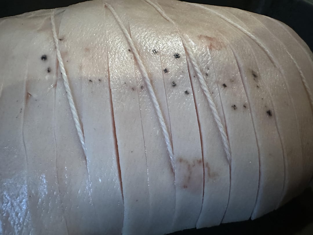 Black spots on pork skin Dining and Cooking