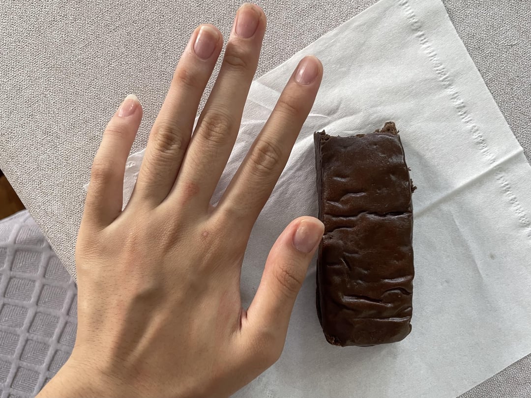 How much calories in one chocolate bread? Dining and Cooking