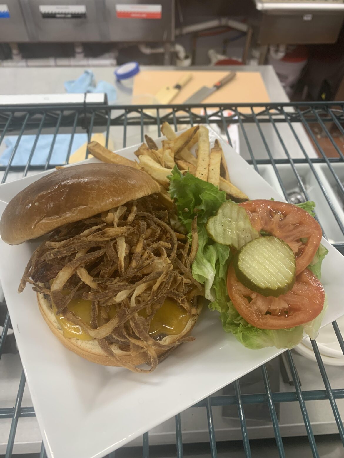 Crispy onion & cheddar burger