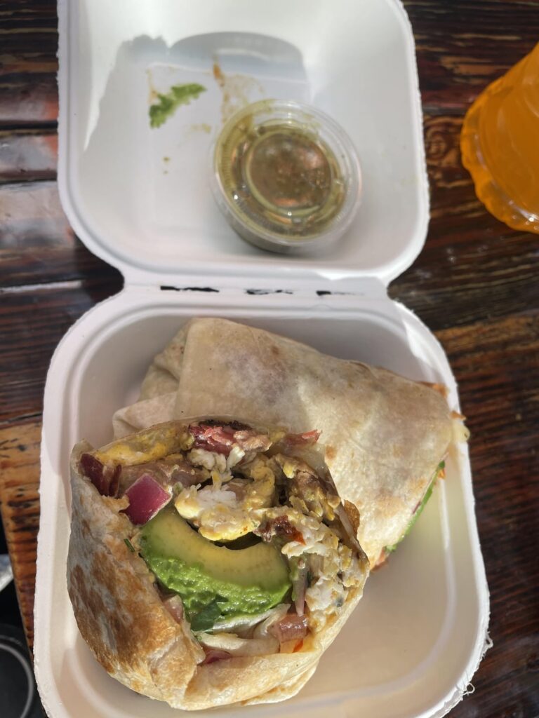 A new contender 🌯 has entered DTLA (breakfast burrito)