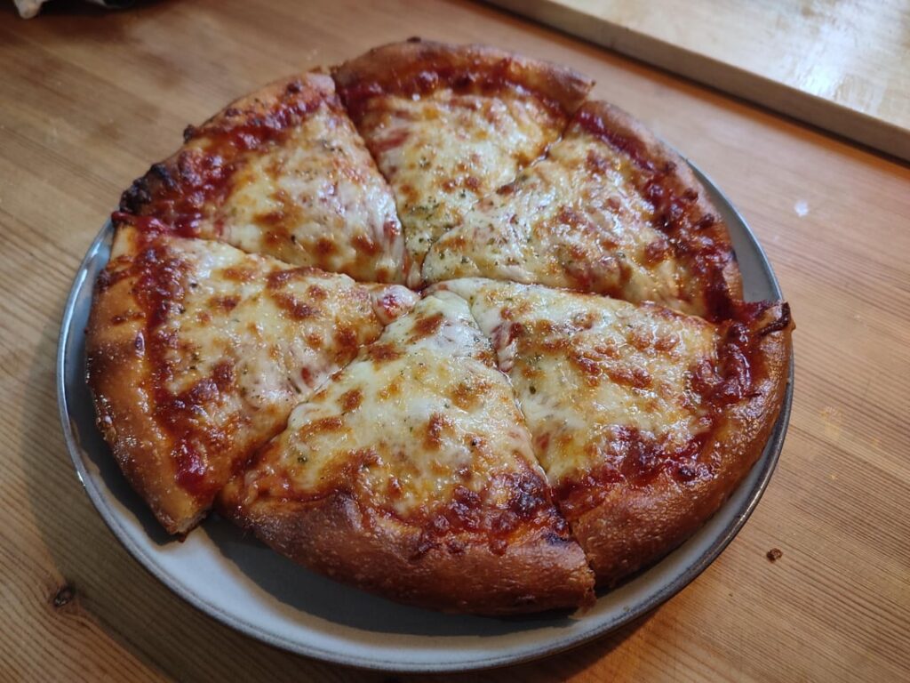 Pizza hut style cheese pizza