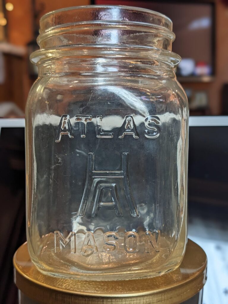 Antique mason jar identification