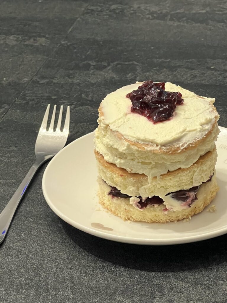 SINGLE VICTORIA SPONGE