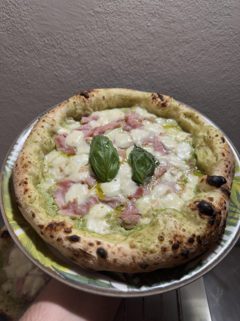 Neapolitan pizza 🔥 Neapolitan pizza 🔥