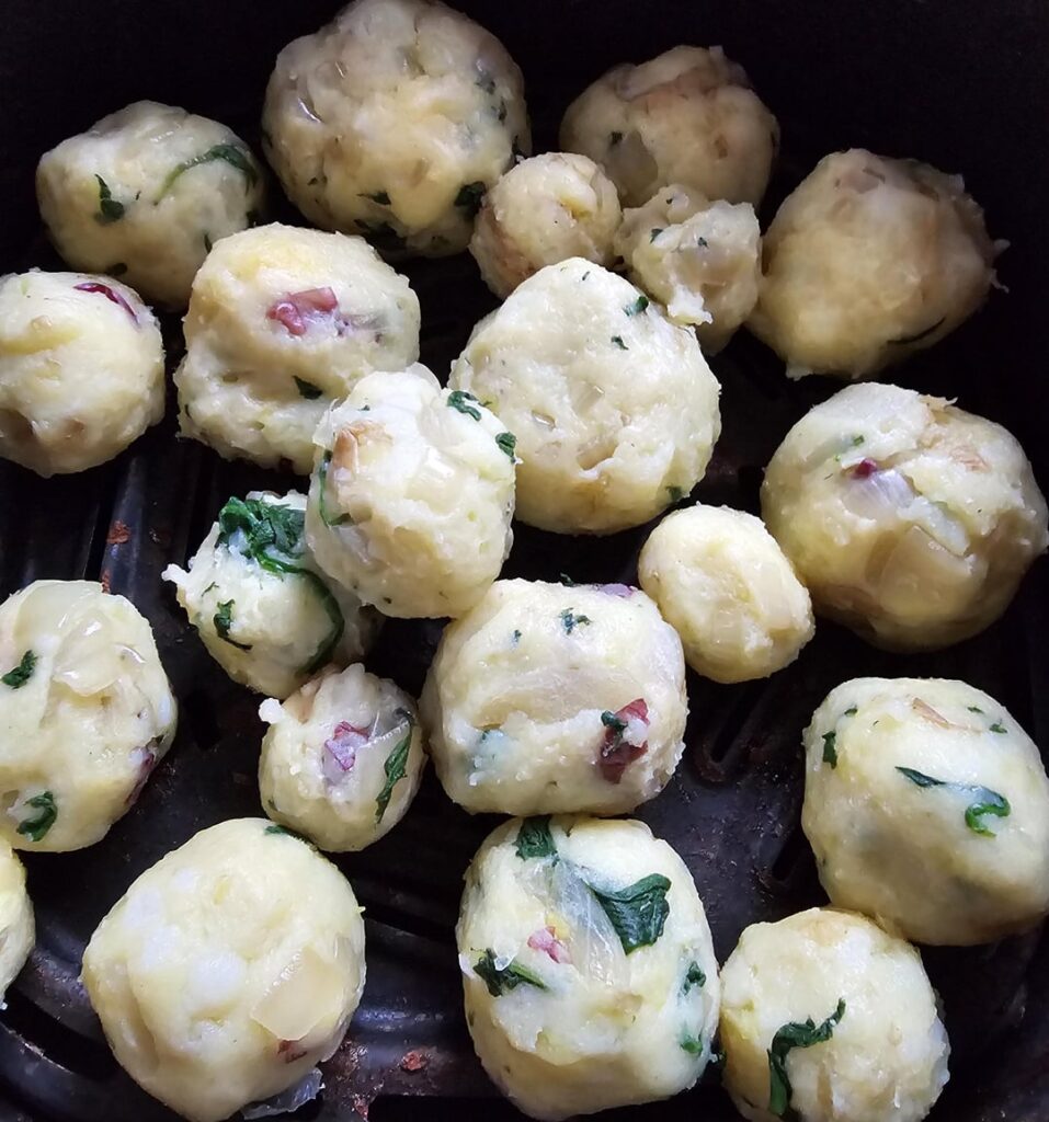potato balls (no oil, air fryer)