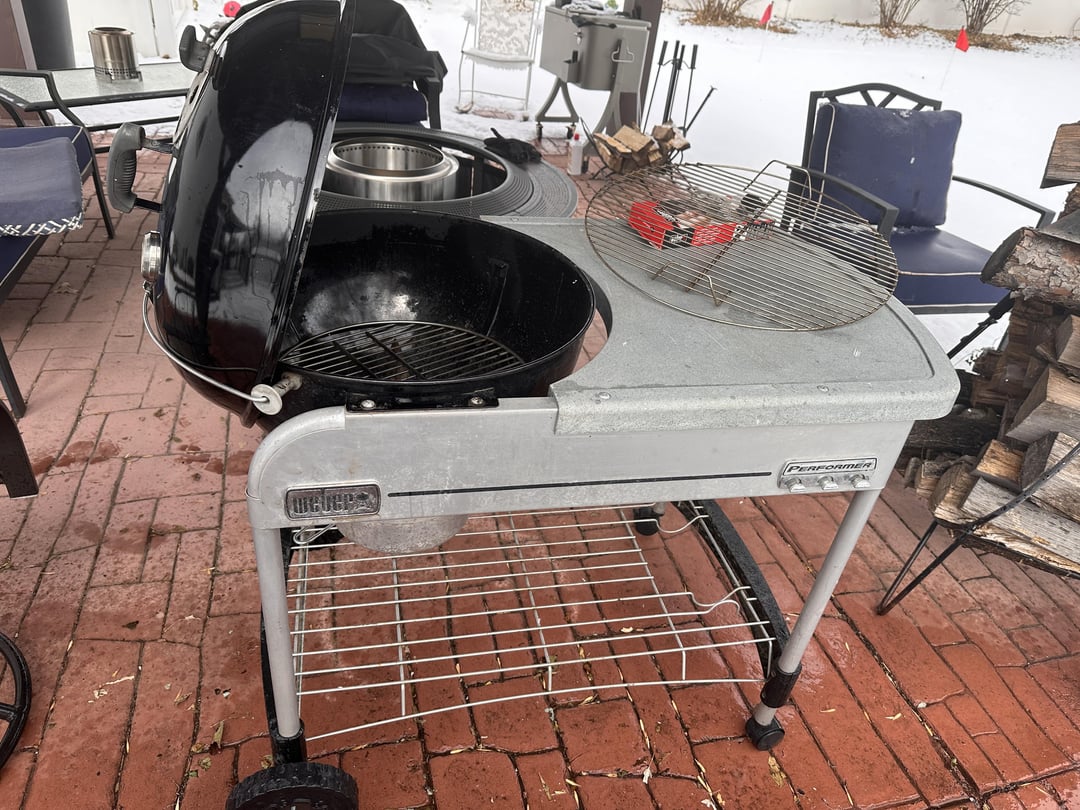 Help identify Weber Performance Grill Dining and Cooking