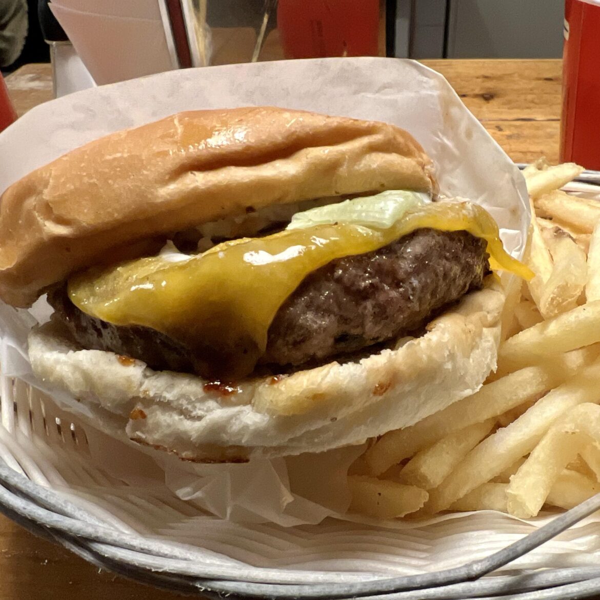 Cheeseburger and fries for dinner from Tommi‘s Burger Joint in Copenhagen
